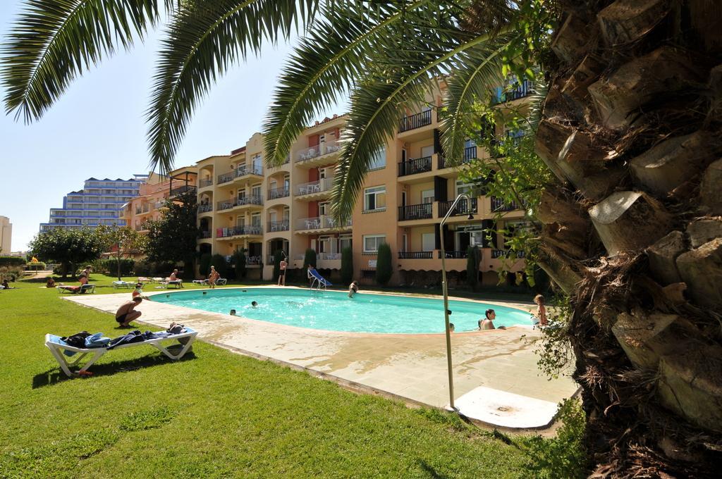 Bertur Gran Reserva Comte Empuries Empuriabrava Oda fotoğraf